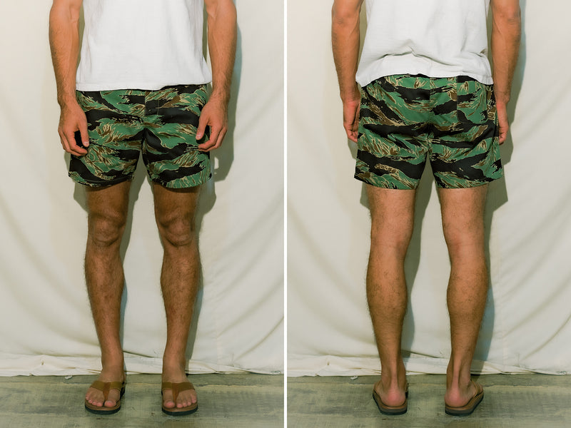 TIGER CAMOUFLAGE SWIM SHORTS / JOHN WAYNE