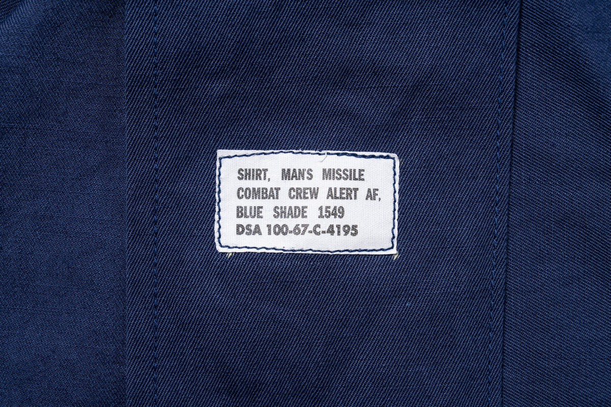 SHIRT, MAN’S, MISSILE COMBAT CREW